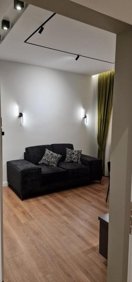 Heart Of Tirana Apartment Экстерьер фото
