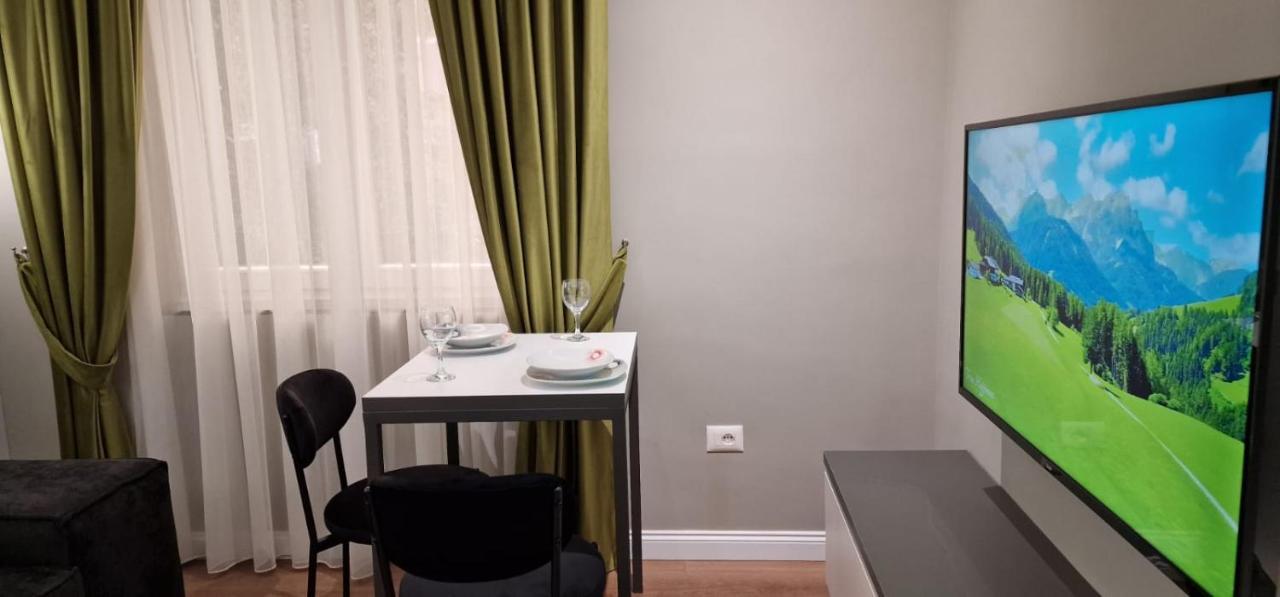 Heart Of Tirana Apartment Экстерьер фото